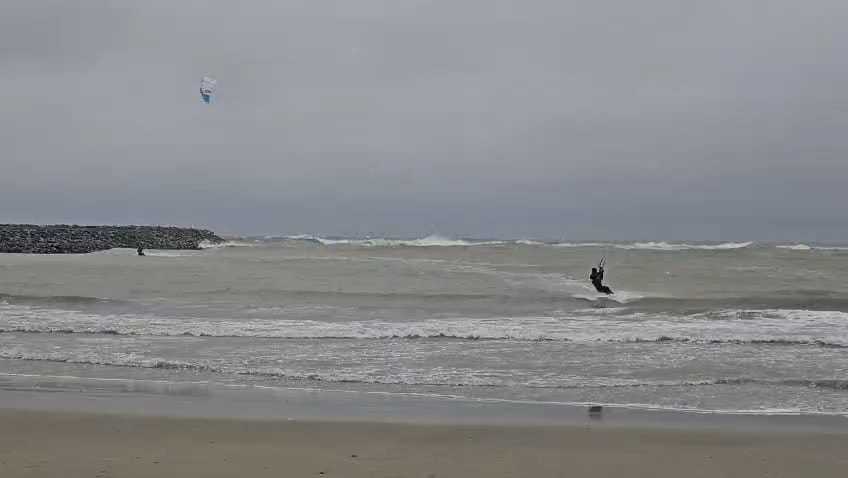 foto video prima zi de craciun la constanta aduce adrenalina pe valurile marii negre 922299 foto video prima zi de craciun la constanta aduce adrenalina pe valurile marii negre 922299