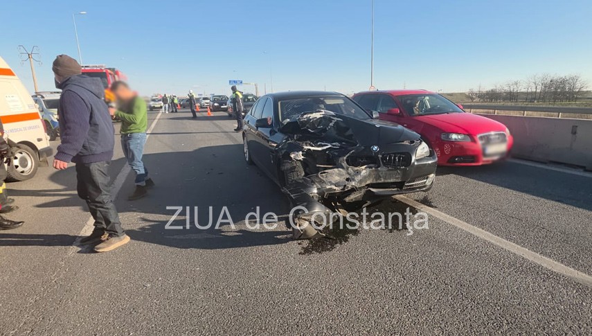 accident rutier la iesire de pe autostrada a4 spre valu lui traian judetul constnata 922825 accident rutier la iesire de pe autostrada a4 spre valu lui traian judetul constnata 922825