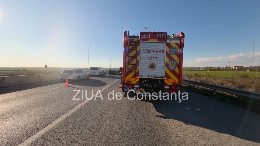accident rutier la iesire de pe autostrada a4 spre valu lui traian judetul constnata 922825 accident rutier la iesire de pe autostrada a4 spre valu lui traian judetul constnata 922825
