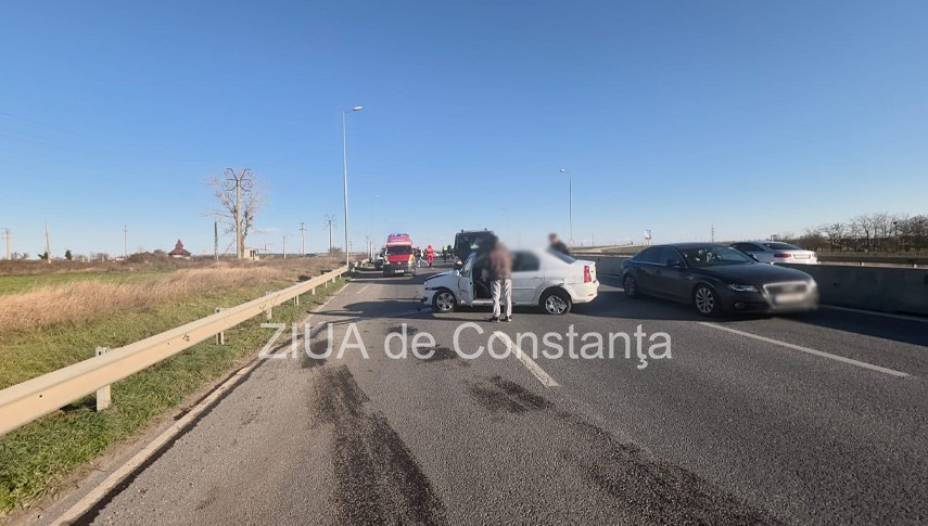 accident rutier la iesire de pe autostrada a4 spre valu lui traian judetul constnata 922825 accident rutier la iesire de pe autostrada a4 spre valu lui traian judetul constnata 922825