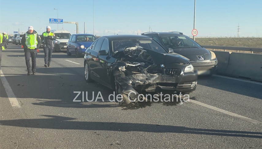 accident rutier la iesire de pe autostrada a4 spre valu lui traian judetul constnata 922825 accident rutier la iesire de pe autostrada a4 spre valu lui traian judetul constnata 922825