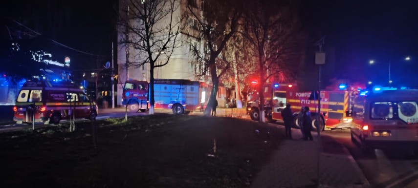 incendiu intr un apartament din falticeni 923053