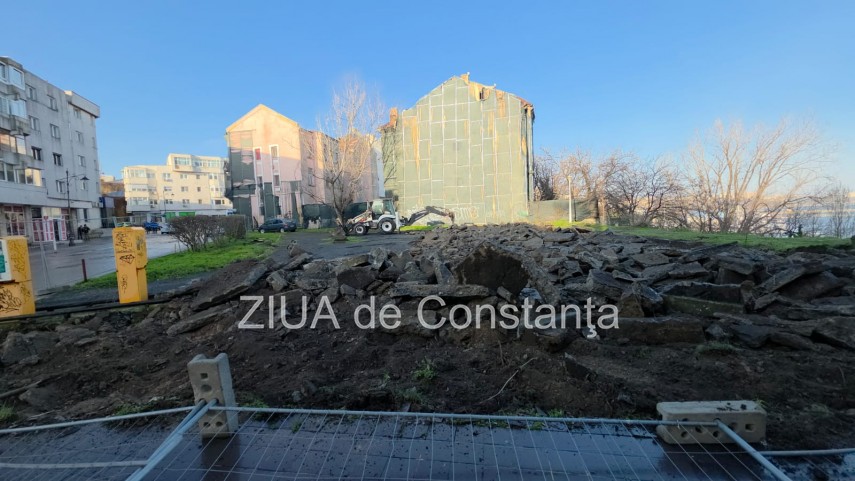 FOTO+VIDEO: Incepe reabilitarea Hotelului Palace din Constanta. Cladirea va fi transformata intr-un spa de lux 