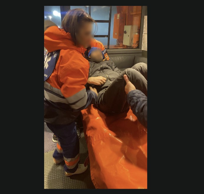 foto video interventie medevac a arsvom in largul sulinei un marinar de pe nava lady meral evacuat in foto video interventie medevac a arsvom in largul sulinei un marinar de pe nava lady meral evacuat in
