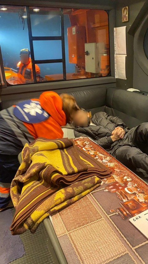 foto video interventie medevac a arsvom in largul sulinei un marinar de pe nava lady meral evacuat in foto video interventie medevac a arsvom in largul sulinei un marinar de pe nava lady meral evacuat in