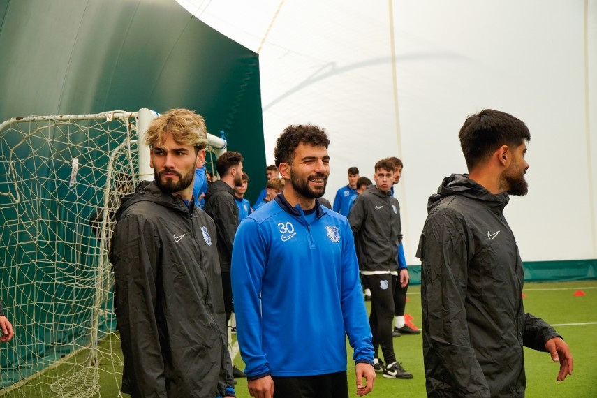 farul constanta antrenament in decor hibernal combinatia perfecta zapada zambete si fotbal galerie foto farul constanta antrenament in decor hibernal combinatia perfecta zapada zambete si fotbal galerie foto