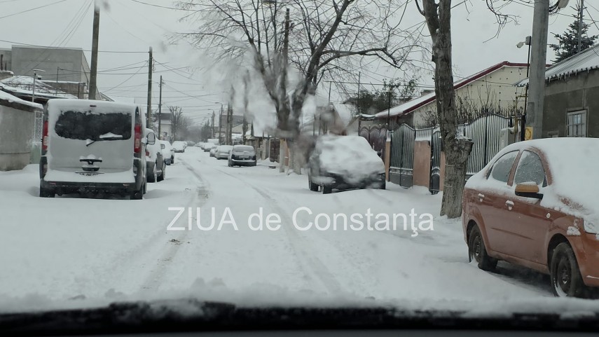 foto video mai multe strazi si bulevarde din constanta inca acoperite de zapada 923665 foto video mai multe strazi si bulevarde din constanta inca acoperite de zapada 923665