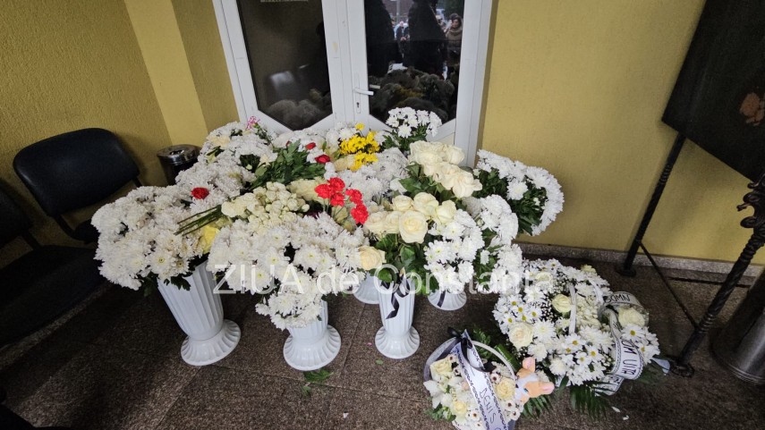 foto video denis gabriel baietelul decedat dupa ce a suferit complicatii in urma unei interventii la foto video denis gabriel baietelul decedat dupa ce a suferit complicatii in urma unei interventii la