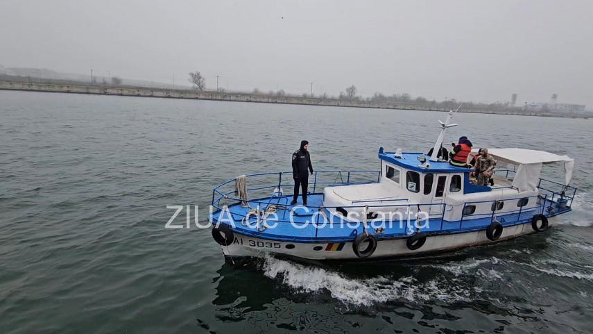 foto video o persoana s ar fi aruncat de pe podul de la agigea judetul constanta 925094 foto video o persoana s ar fi aruncat de pe podul de la agigea judetul constanta 925094