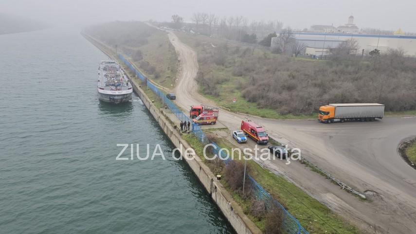 foto video o persoana s ar fi aruncat de pe podul de la agigea judetul constanta 925094 foto video o persoana s ar fi aruncat de pe podul de la agigea judetul constanta 925094