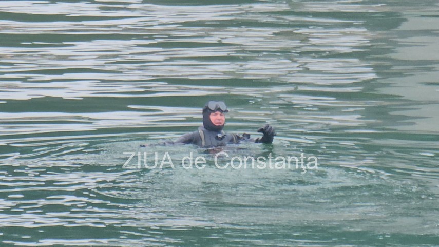 cautarile fetei care ar fi cazut de pe podul de la agigea in canalul dunare marea neagra reluate de salvatorii cautarile fetei care ar fi cazut de pe podul de la agigea in canalul dunare marea neagra reluate de salvatorii