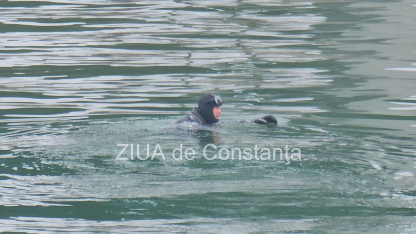 cautarile fetei care ar fi cazut de pe podul de la agigea in canalul dunare marea neagra reluate de salvatorii cautarile fetei care ar fi cazut de pe podul de la agigea in canalul dunare marea neagra reluate de salvatorii