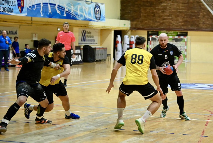handbal cs medgidia al doilea succes din acest an victorie frumoasa in fata suporterilor galerie foto handbal cs medgidia al doilea succes din acest an victorie frumoasa in fata suporterilor galerie foto