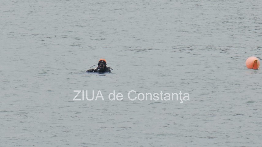 foto video cautarile fetei care ar fi cazut de pe podul de la agigea in canalul dunare marea neagra reluate foto video cautarile fetei care ar fi cazut de pe podul de la agigea in canalul dunare marea neagra reluate