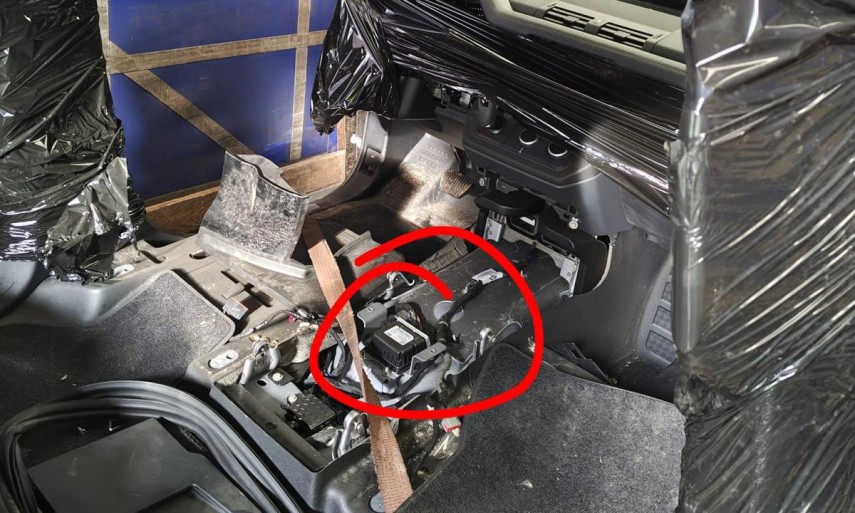 foto video trei autoturisme furate si dezmembrate in valoare de aproximativ 320 000 de euro depistate foto video trei autoturisme furate si dezmembrate in valoare de aproximativ 320 000 de euro depistate