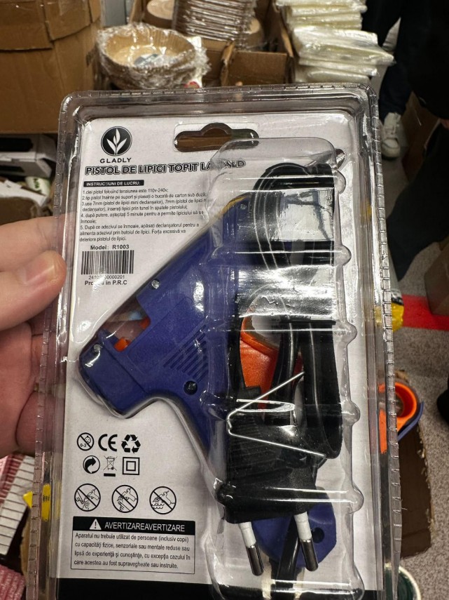 foto de la alimente alterate la jucarii periculoase ce au descoperit comisarii anpc in urma controalelor foto de la alimente alterate la jucarii periculoase ce au descoperit comisarii anpc in urma controalelor