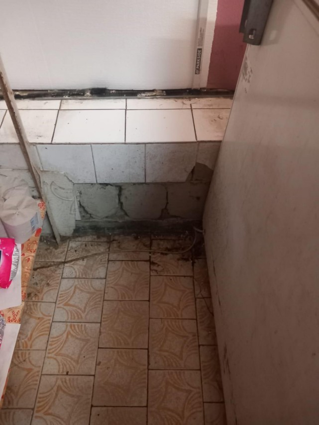 foto de la alimente alterate la jucarii periculoase ce au descoperit comisarii anpc in urma controalelor foto de la alimente alterate la jucarii periculoase ce au descoperit comisarii anpc in urma controalelor