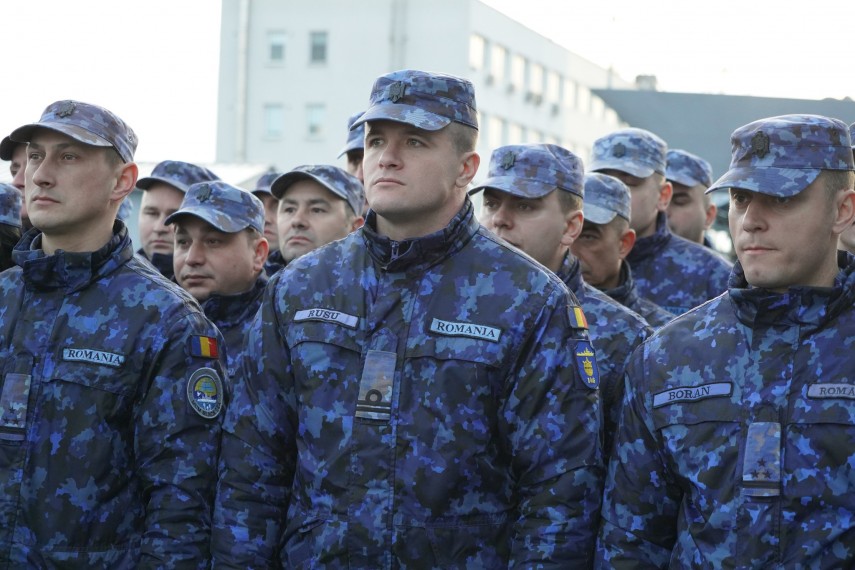 foto vanatorul de mine m 270 sublocotenent ion ghiculescu a plecat din portul militar constanta in misiune foto vanatorul de mine m 270 sublocotenent ion ghiculescu a plecat din portul militar constanta in misiune