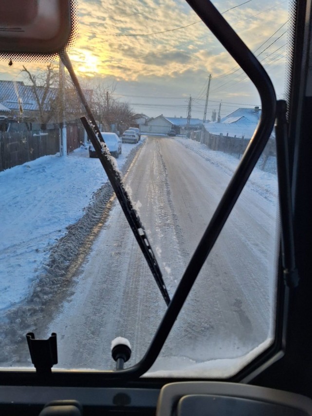 mobilizare la cumpana judetul constanta foto utilajele de deszapezire au actionat toata noaptea pentru mobilizare la cumpana judetul constanta foto utilajele de deszapezire au actionat toata noaptea pentru