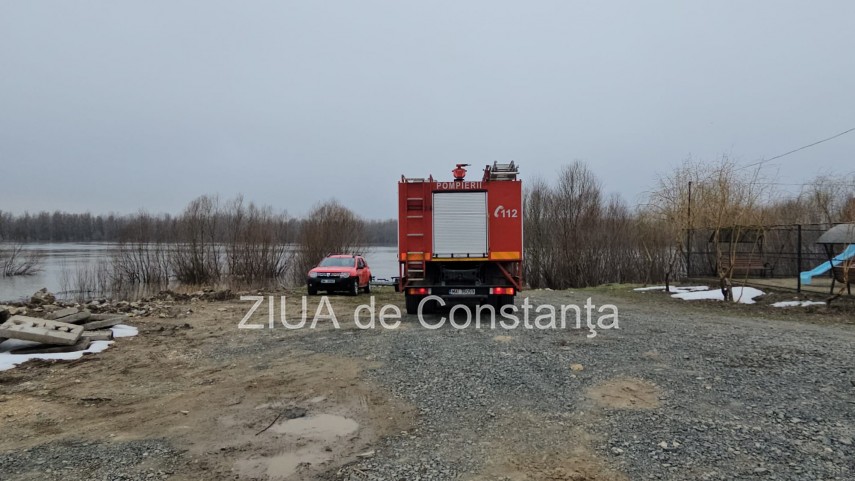 foto video oficial de la ipj constanta despre barbatul cautat in dunare la topalu 929648 foto video oficial de la ipj constanta despre barbatul cautat in dunare la topalu 929648