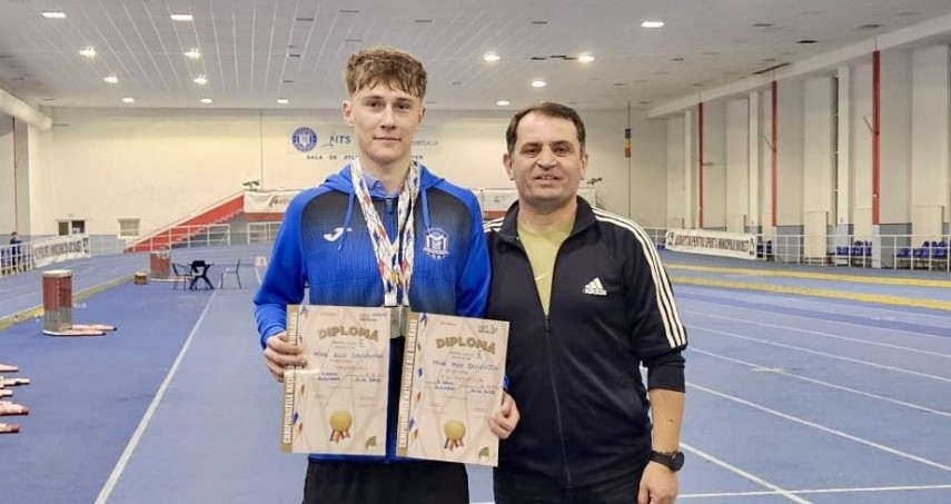 Alin Mihai Șavlovschi și antrenorul Sandu Nicolae. ​Sursa foto: Facebook (CS Medgidia)