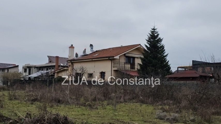 stiri constanta azi foto video alerta de incendiu la o locuinta din lazu intervin mai multe echipaje