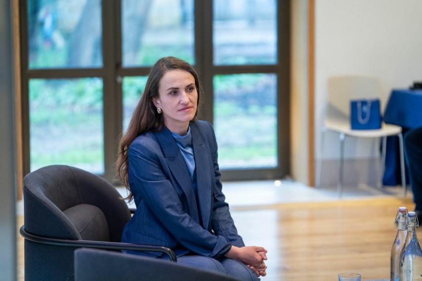 Ministrul Afacerilor Externe, Oana Țoiu, Sursa foto: Facebook