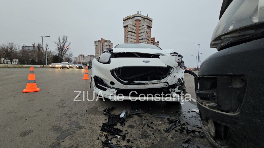 accident rutier in zona garii din constanta 928113 accident rutier in zona garii din constanta 928113