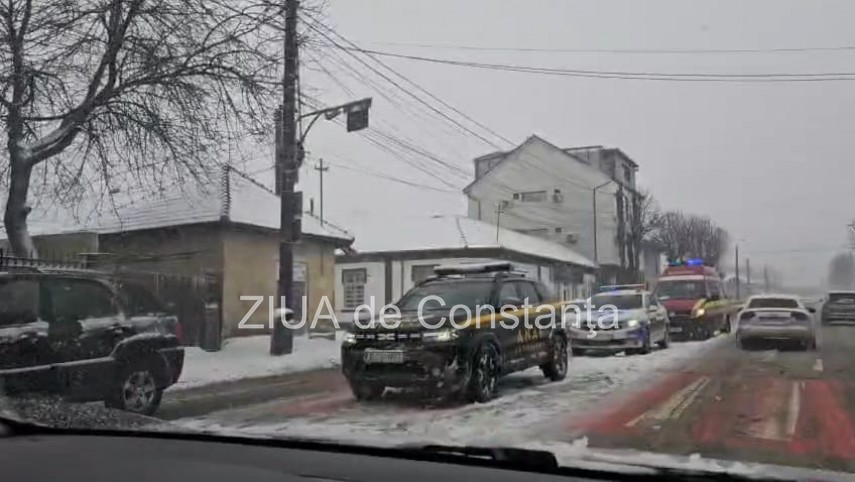 foto video eveniment rutier pe bulevardul ic bratianu din constanta 928360 foto video eveniment rutier pe bulevardul ic bratianu din constanta 928360