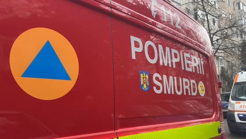foto video alerta in constanta persoana cazuta de la etajul 7 resuscitata de urgenta 928788 foto video alerta in constanta persoana cazuta de la etajul 7 resuscitata de urgenta 928788