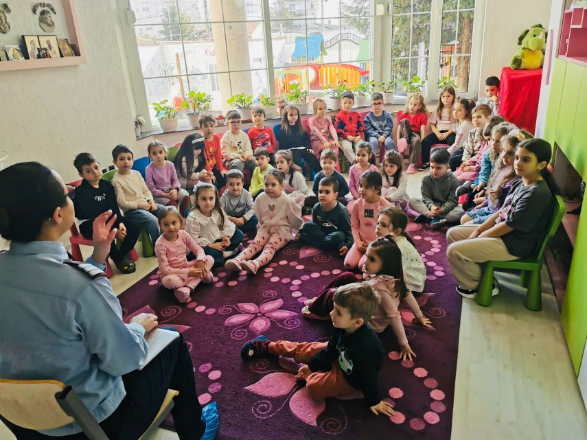 isu constanta activitate de pregatire in domeniul situatiilor de urgenta foto 928958 isu constanta activitate de pregatire in domeniul situatiilor de urgenta foto 928958