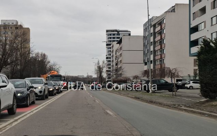 foto video accident rutier in zona campus din constanta un tanar a fost ranit 929141 foto video accident rutier in zona campus din constanta un tanar a fost ranit 929141