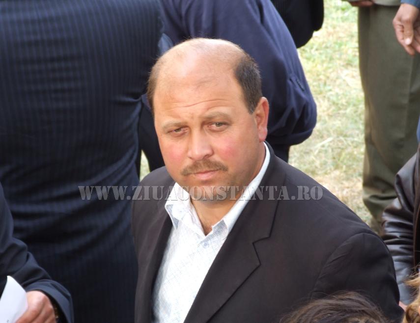 Iusen Visel - Primarul comunei Dobromir