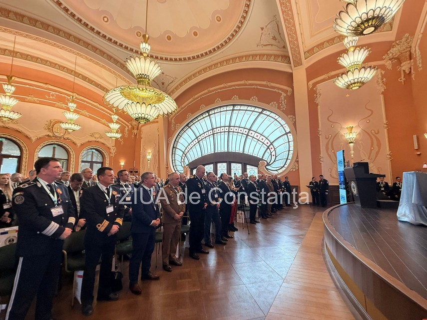 live text directia hidrografica maritima marcheaza 100 de ani de activitate printr o ceremonie militara live text directia hidrografica maritima marcheaza 100 de ani de activitate printr o ceremonie militara