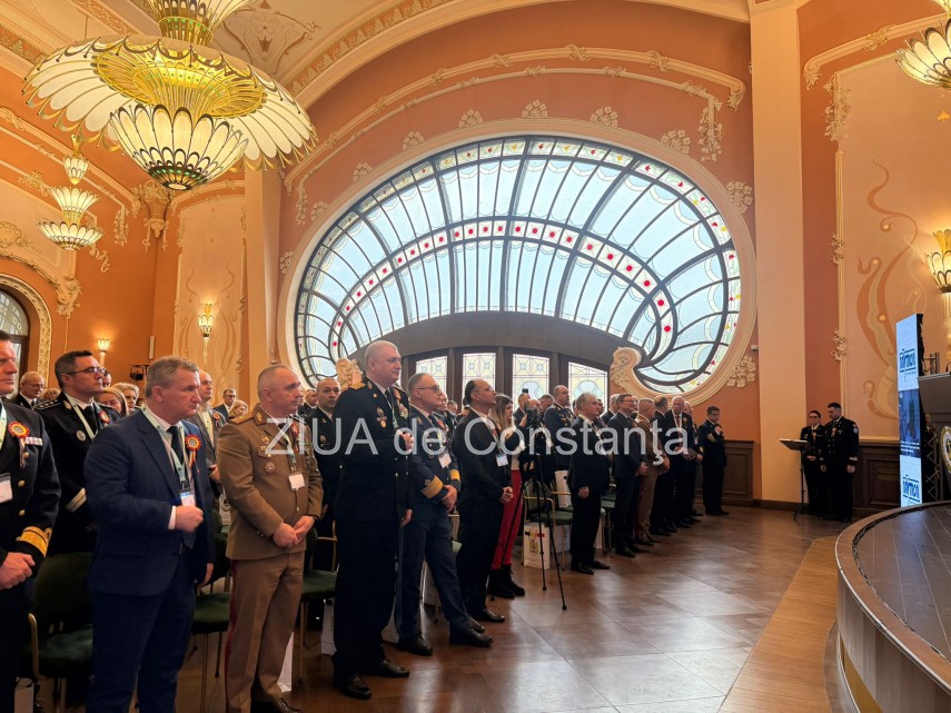 live text directia hidrografica maritima marcheaza 100 de ani de activitate printr o ceremonie militara live text directia hidrografica maritima marcheaza 100 de ani de activitate printr o ceremonie militara