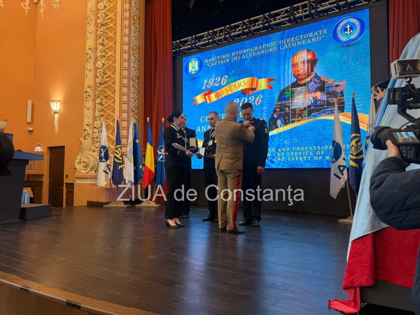 live text directia hidrografica maritima marcheaza 100 de ani de activitate printr o ceremonie militara live text directia hidrografica maritima marcheaza 100 de ani de activitate printr o ceremonie militara