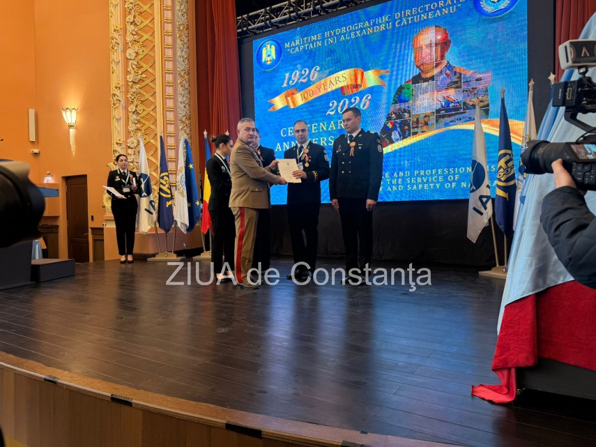 live text directia hidrografica maritima marcheaza 100 de ani de activitate printr o ceremonie militara live text directia hidrografica maritima marcheaza 100 de ani de activitate printr o ceremonie militara