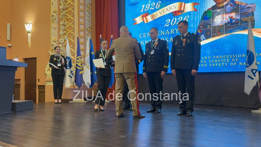 live text directia hidrografica maritima marcheaza 100 de ani de activitate printr o ceremonie militara live text directia hidrografica maritima marcheaza 100 de ani de activitate printr o ceremonie militara