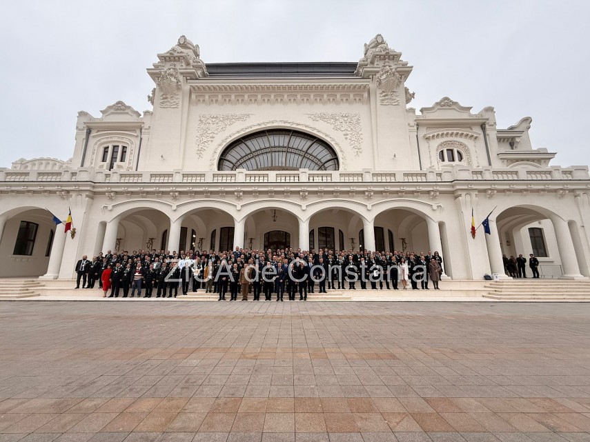 live text directia hidrografica maritima marcheaza 100 de ani de activitate printr o ceremonie militara live text directia hidrografica maritima marcheaza 100 de ani de activitate printr o ceremonie militara