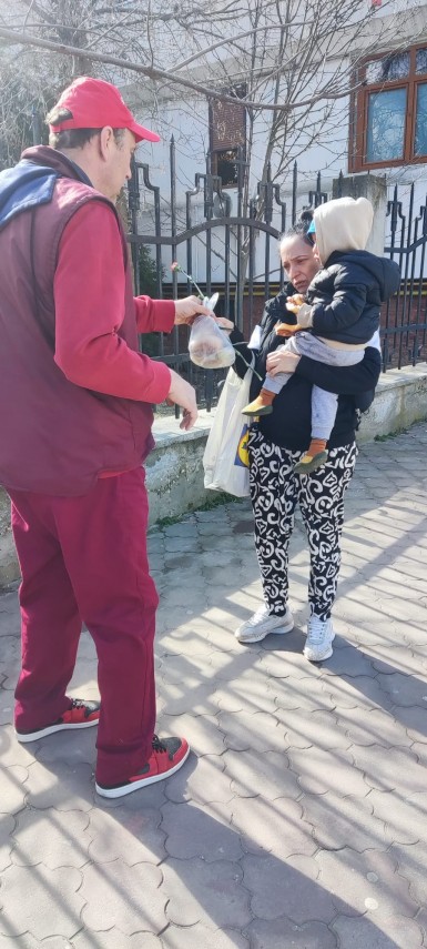 faptele bune sunt ghioceii dragostei campanie umanitara emotionanta in spitalele din constanta de martisor faptele bune sunt ghioceii dragostei campanie umanitara emotionanta in spitalele din constanta de martisor