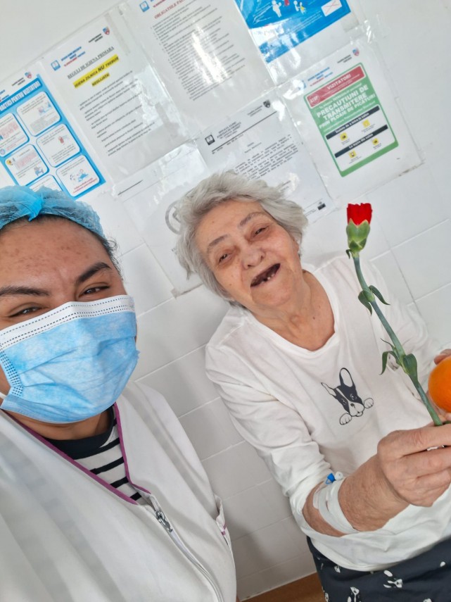 faptele bune sunt ghioceii dragostei campanie umanitara emotionanta in spitalele din constanta de martisor faptele bune sunt ghioceii dragostei campanie umanitara emotionanta in spitalele din constanta de martisor