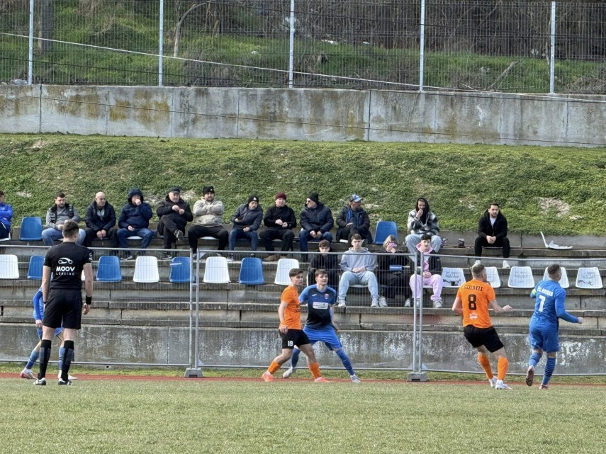 fotbal liga a 3 a axiopolis cernavoda a castigat duelul cu cs agigea galerie foto 930354 fotbal liga a 3 a axiopolis cernavoda a castigat duelul cu cs agigea galerie foto 930354