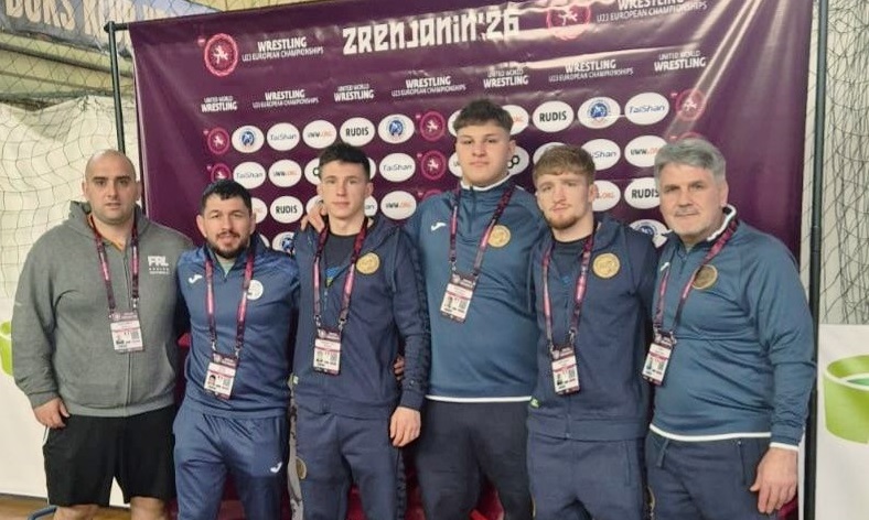 Sursa foto: Facebook (Federația Română de Lupte)