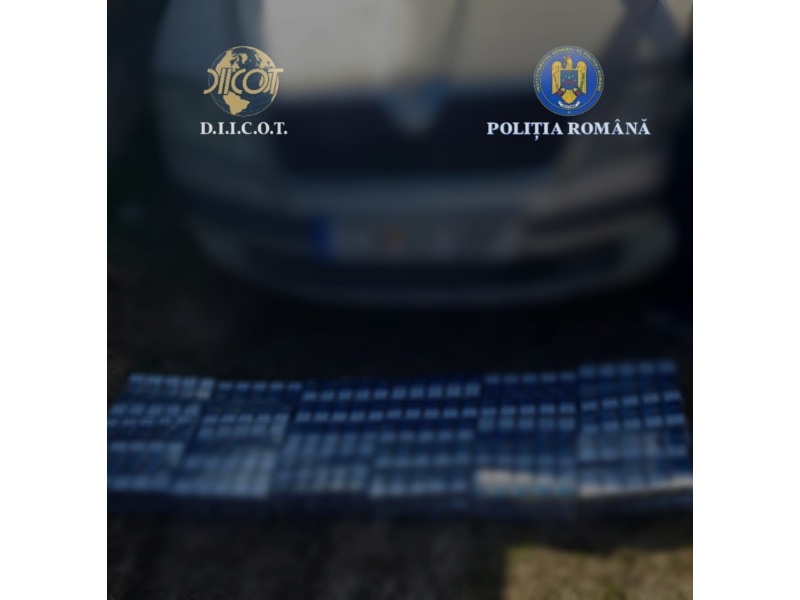 foto politia romana peste 30 de perchezitii in judetele covasna harghita si brasov destructurare a unui foto politia romana peste 30 de perchezitii in judetele covasna harghita si brasov destructurare a unui