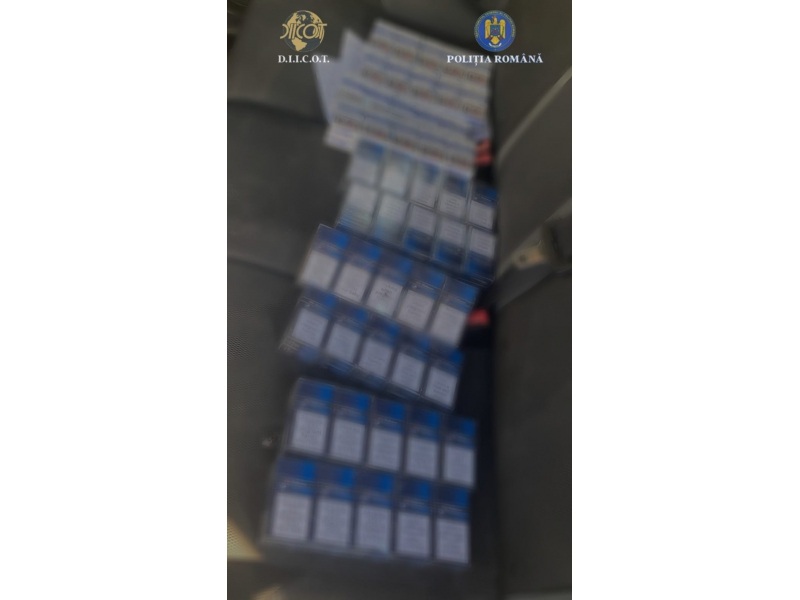 foto politia romana peste 30 de perchezitii in judetele covasna harghita si brasov destructurare a unui foto politia romana peste 30 de perchezitii in judetele covasna harghita si brasov destructurare a unui