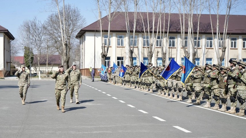 foto ceremonie de predare primire a comenzii si drapelului de lupta la brigada 9 mecanizata marasesti foto ceremonie de predare primire a comenzii si drapelului de lupta la brigada 9 mecanizata marasesti