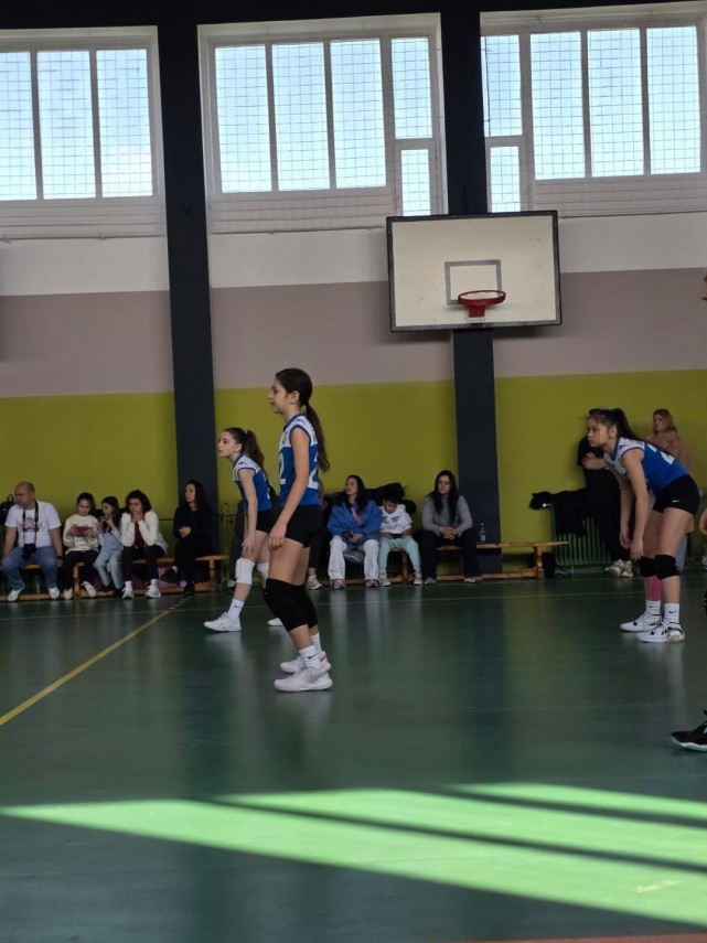 mini volei fetele de la cs medgidia s au calificat la turneul semifinal 2 dupa ce au castigat grupa de mini volei fetele de la cs medgidia s au calificat la turneul semifinal 2 dupa ce au castigat grupa de