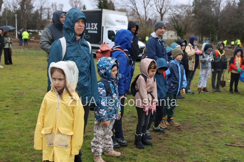 foto video noi copaci plantati la palatul copiilor constanta catalin filisan nu ne sperie vremea avem foto video noi copaci plantati la palatul copiilor constanta catalin filisan nu ne sperie vremea avem