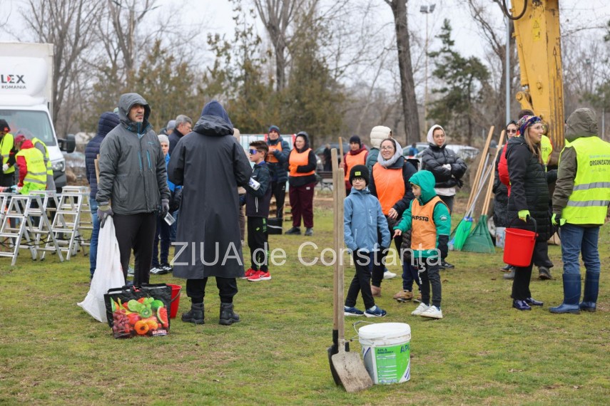 foto video noi copaci plantati la palatul copiilor constanta catalin filisan nu ne sperie vremea avem foto video noi copaci plantati la palatul copiilor constanta catalin filisan nu ne sperie vremea avem