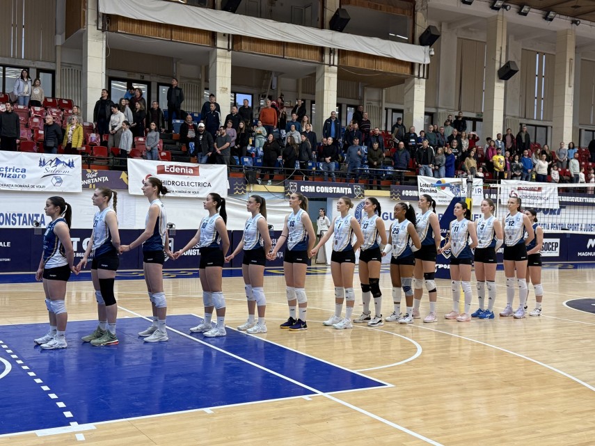 volei dramatism la cote inalte in sala sporturilor constanta fetele de la csm au invins dinamo si calificarea volei dramatism la cote inalte in sala sporturilor constanta fetele de la csm au invins dinamo si calificarea
